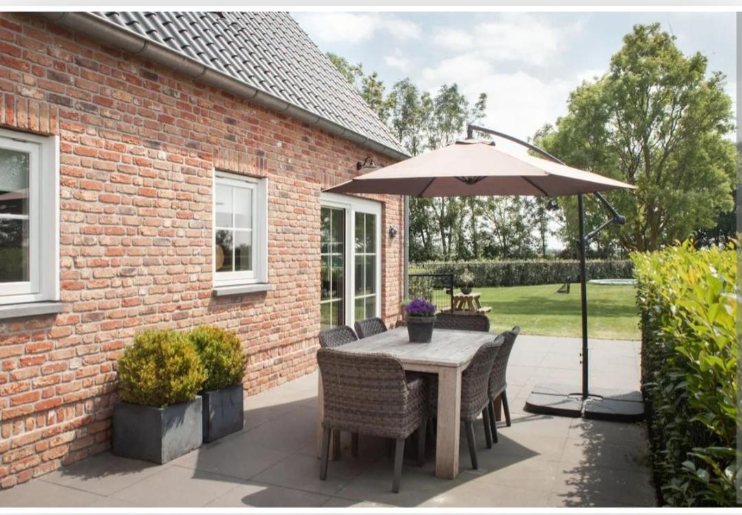 Mooi, vrij gelegen vakantiehuis dichtbij zee en strand!