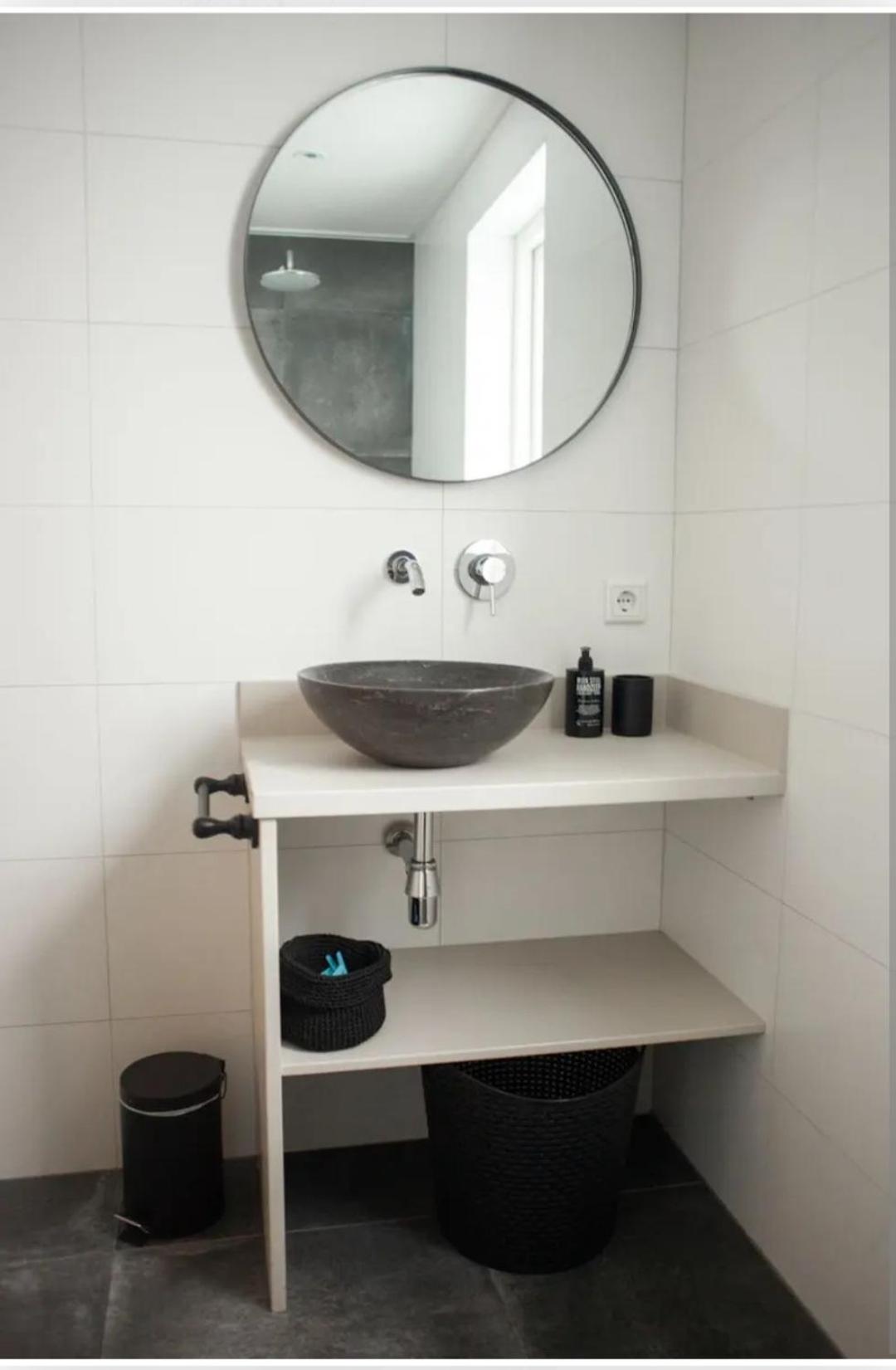 Mooi, vrij gelegen vakantiehuis dichtbij zee en strand!