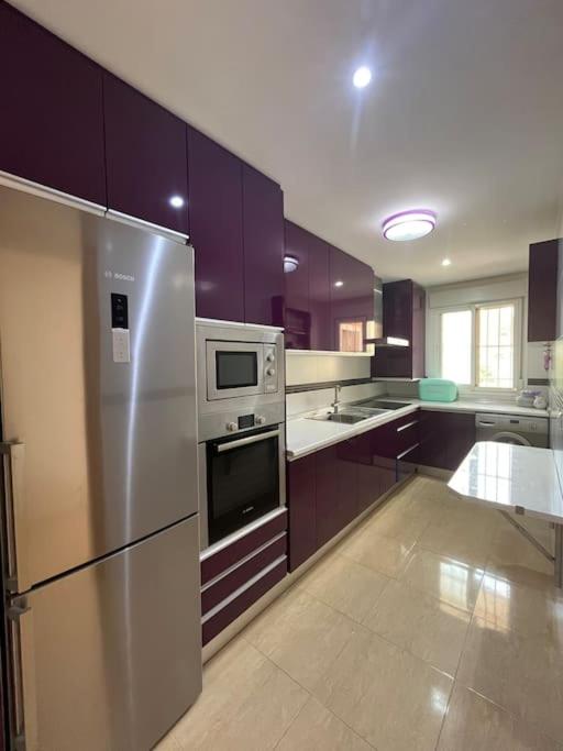 Apartamento a pie de playa con vistas al mar.