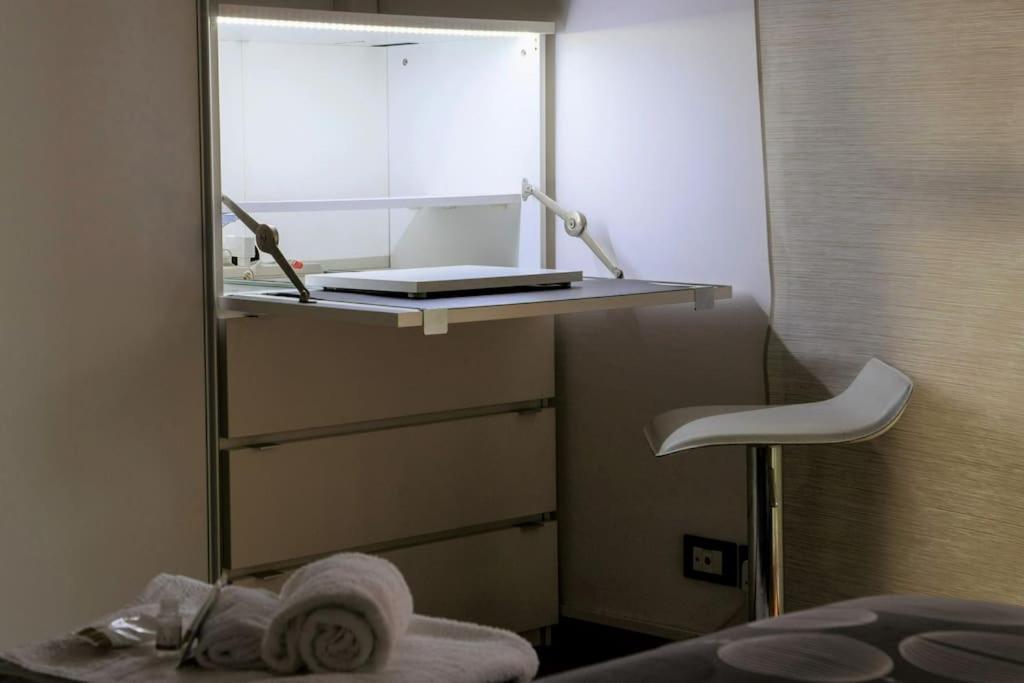 Casa Spezia - Metro Vicina, Wi-Fi Rapido & Netflix