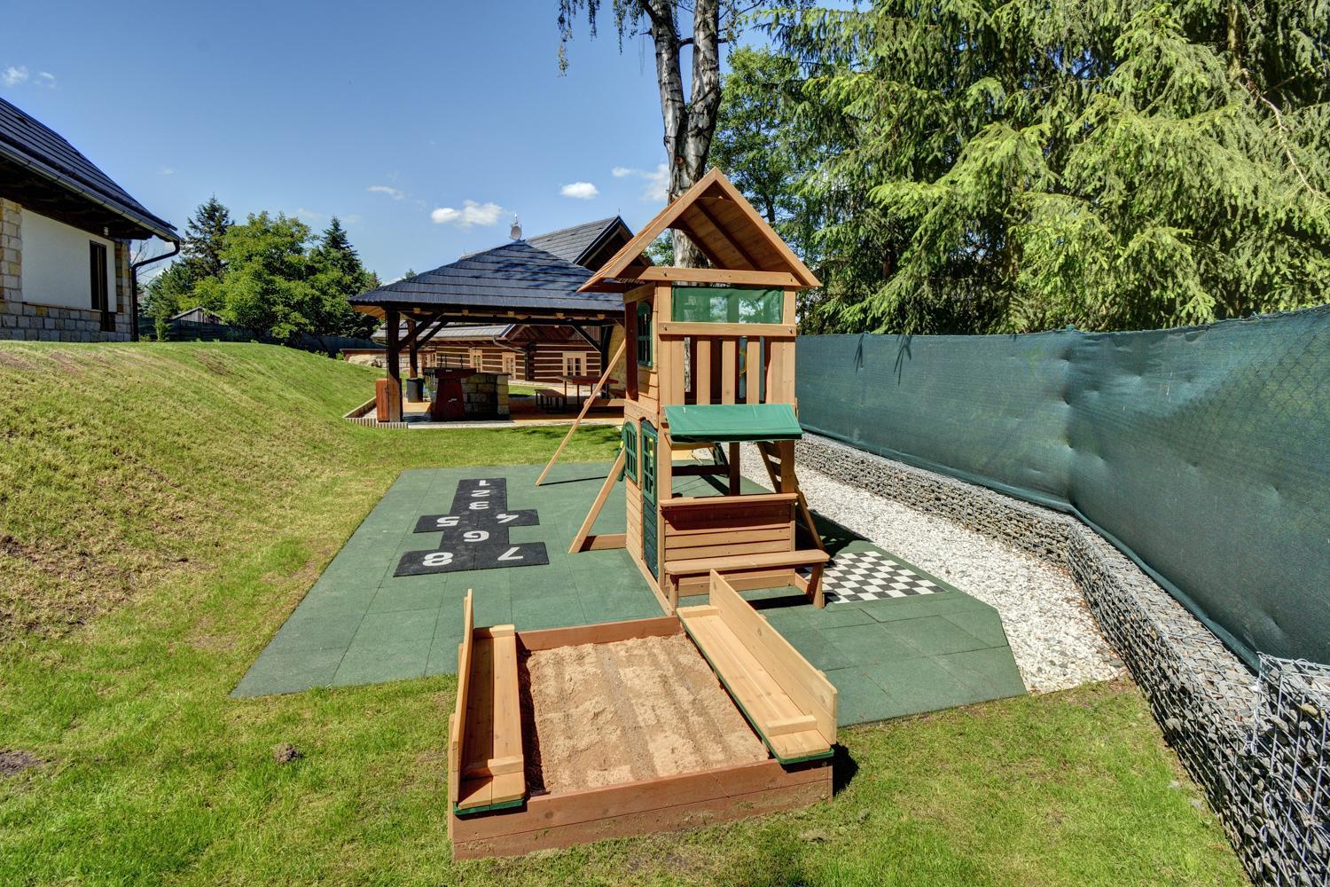 Roubenka pod Troskami