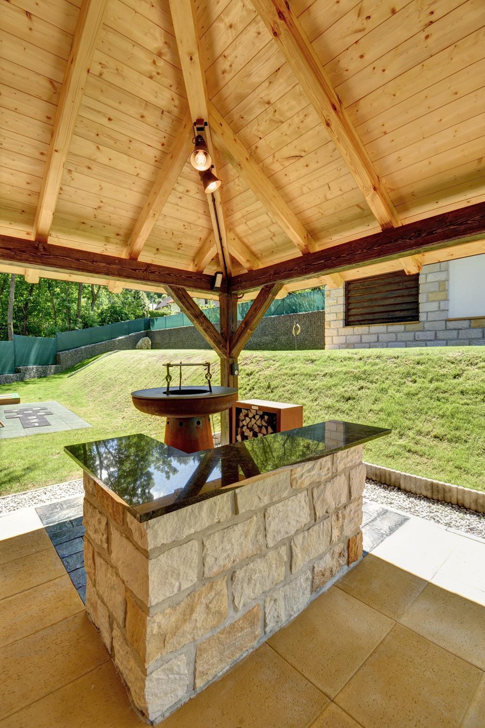 Roubenka pod Troskami