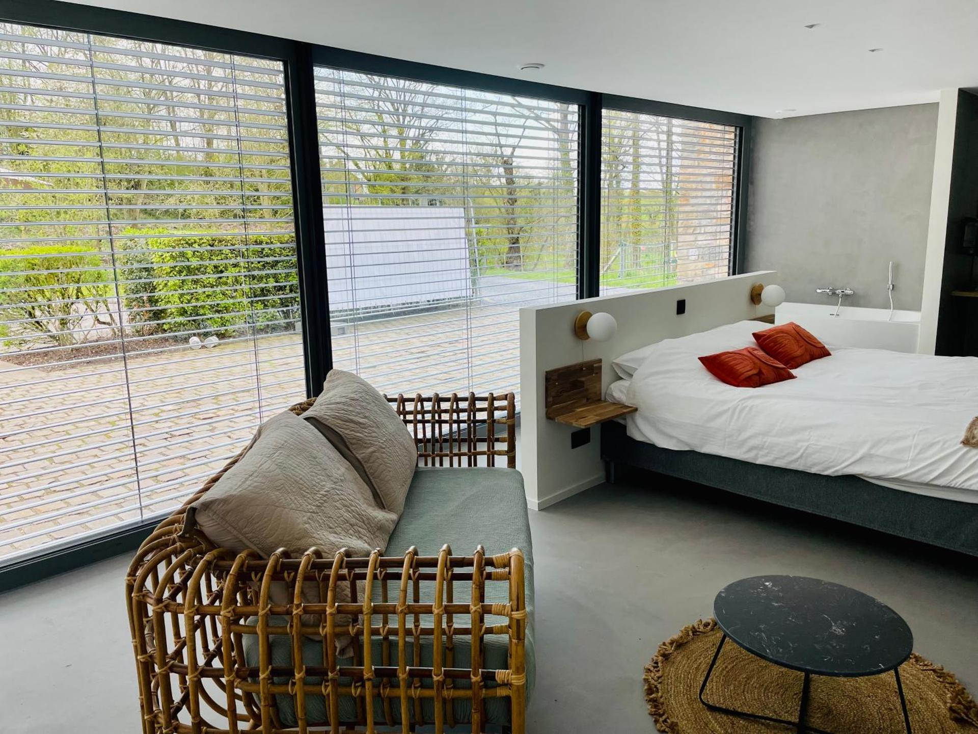 Deluxe Double Room with Bath