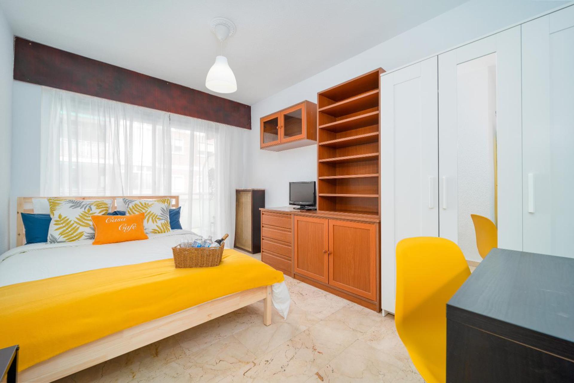 B CasaCafé Madrid Pozuelo 2 Baño Fuera de la habitacion o COMPARTIDO