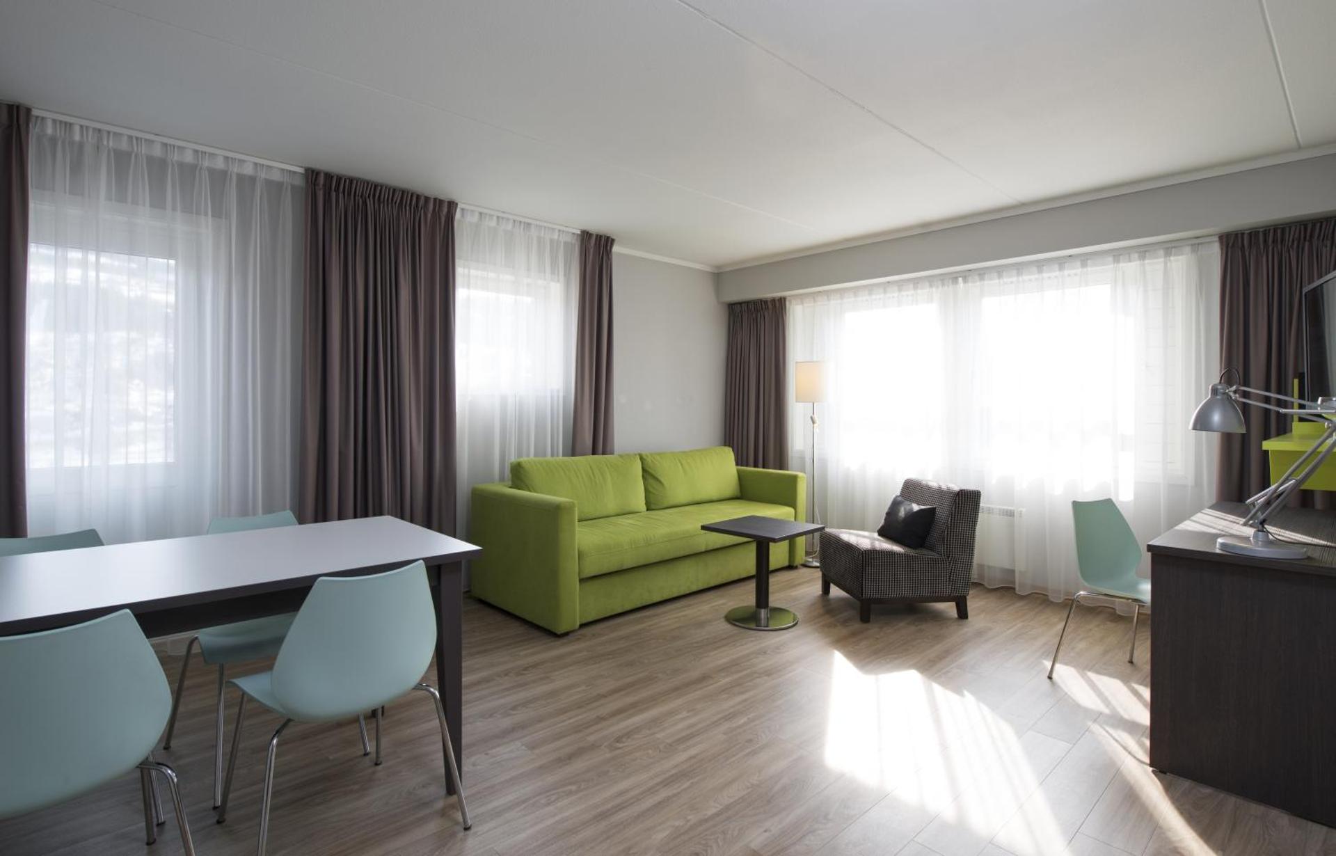 Photo of the whole room