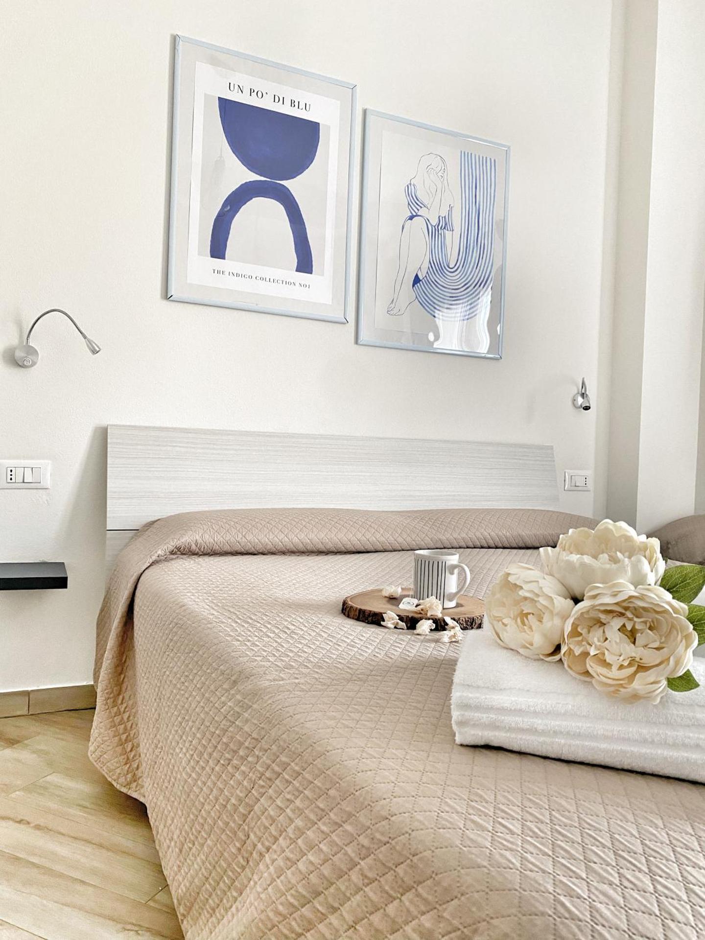 DOMOBLU Camere In Centro