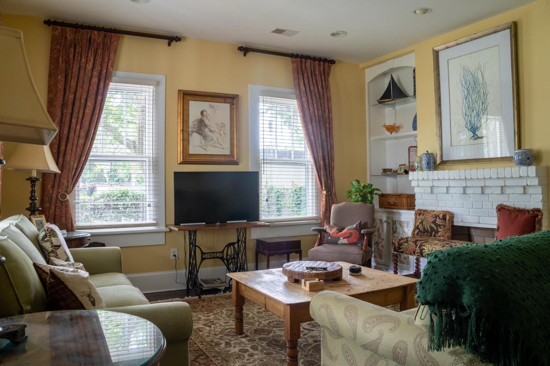 Magnolia Court Suites