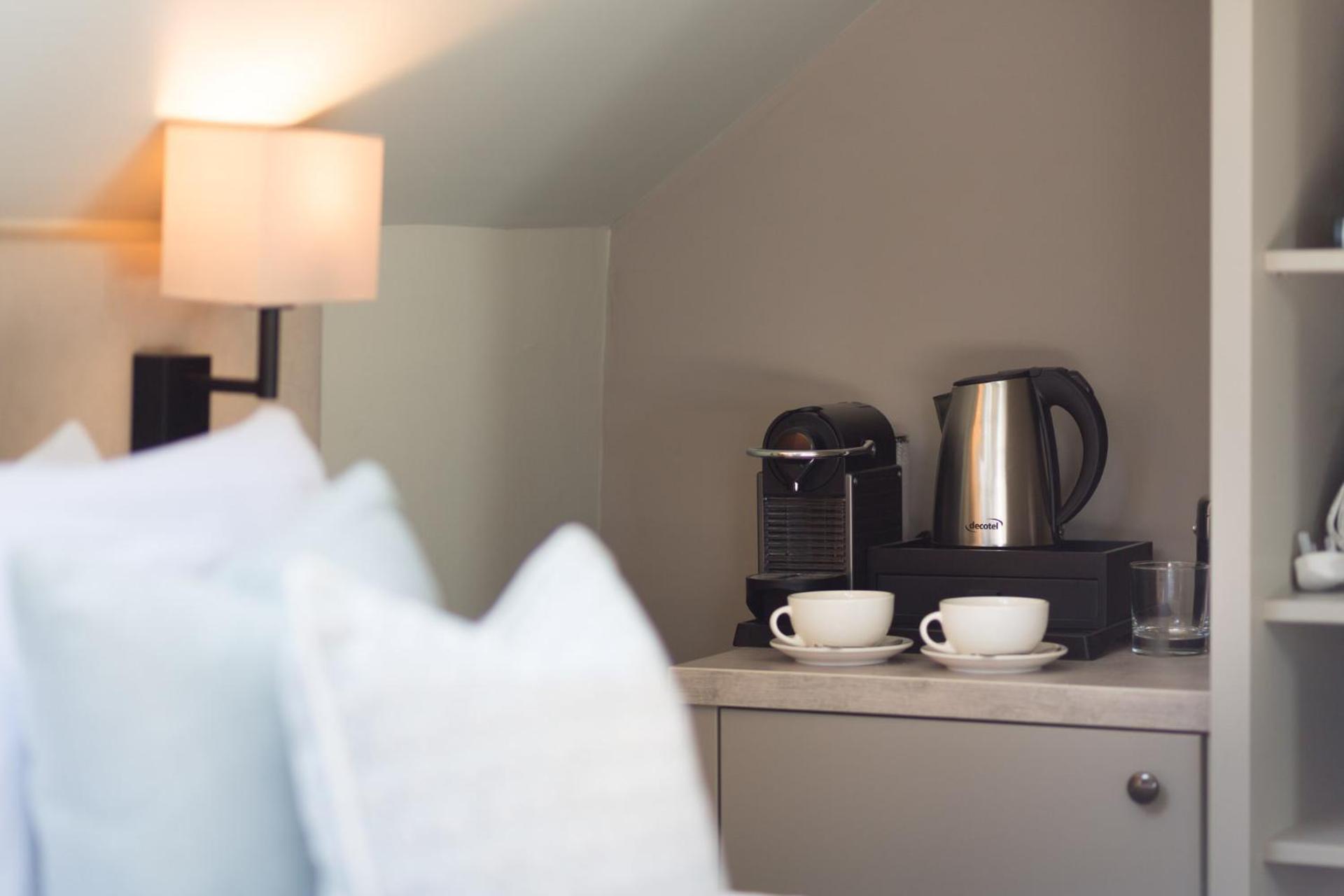 Coffee/tea facilities