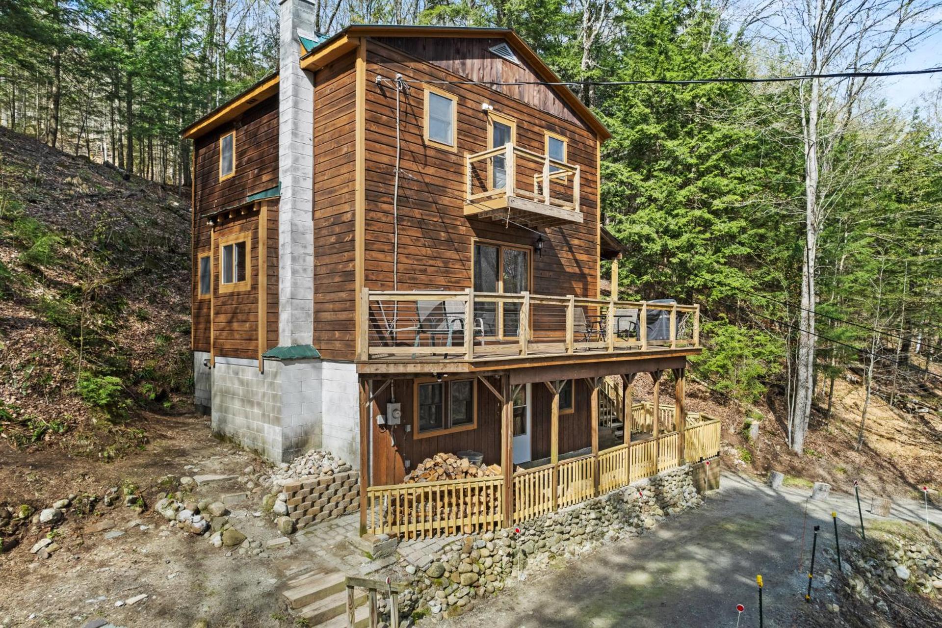 River Road Treehouse Retreat