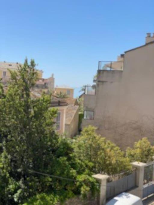 Erbalunga : Studio rénové, bel emplacement