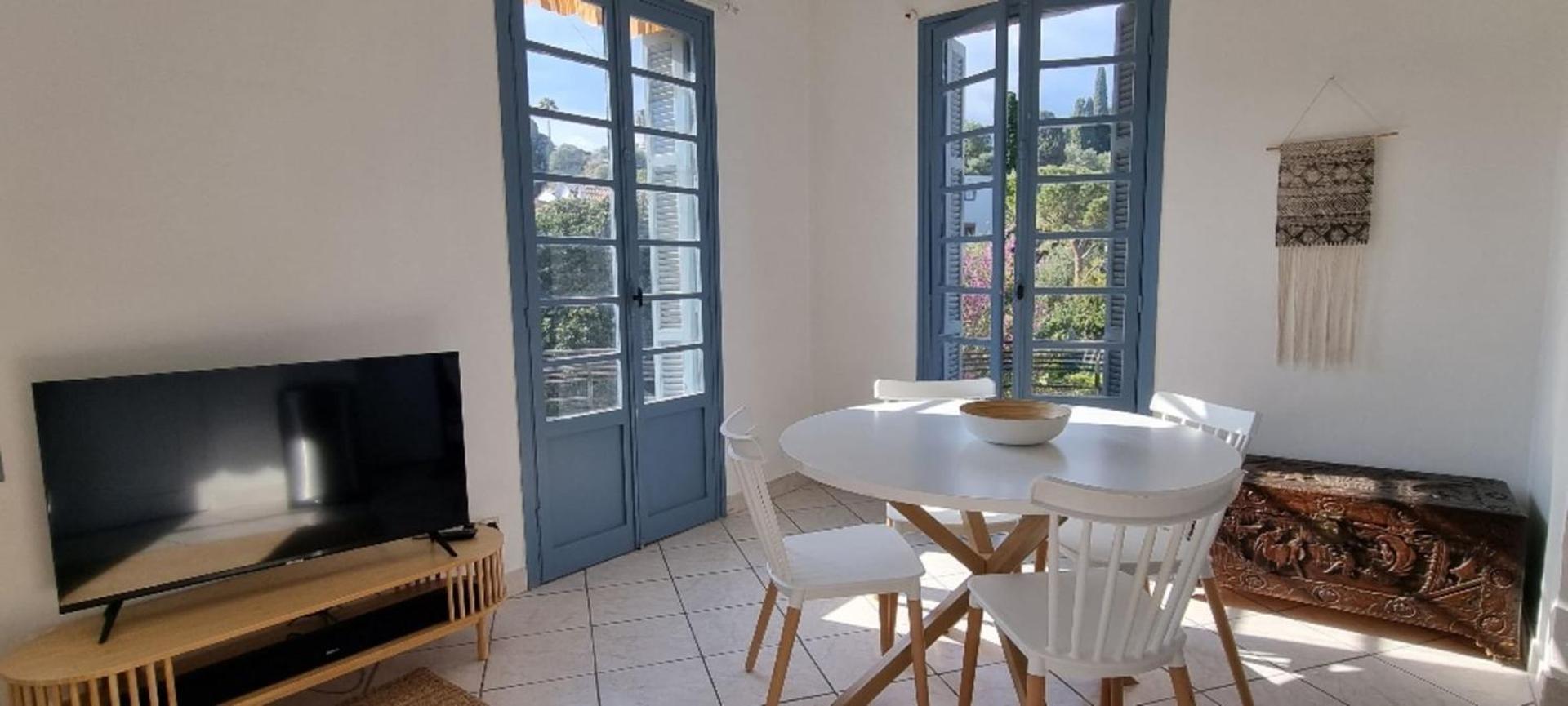 Bright Appartment perfect location