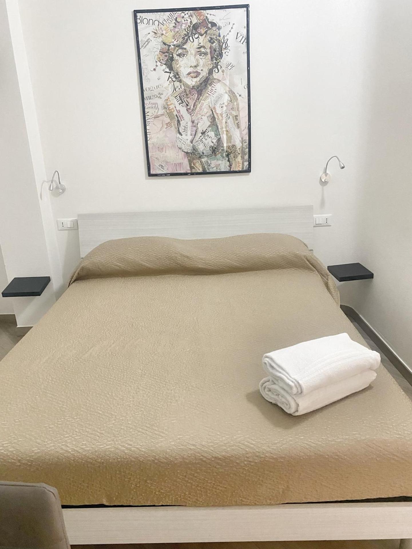 DOMOBLU Camere In Centro