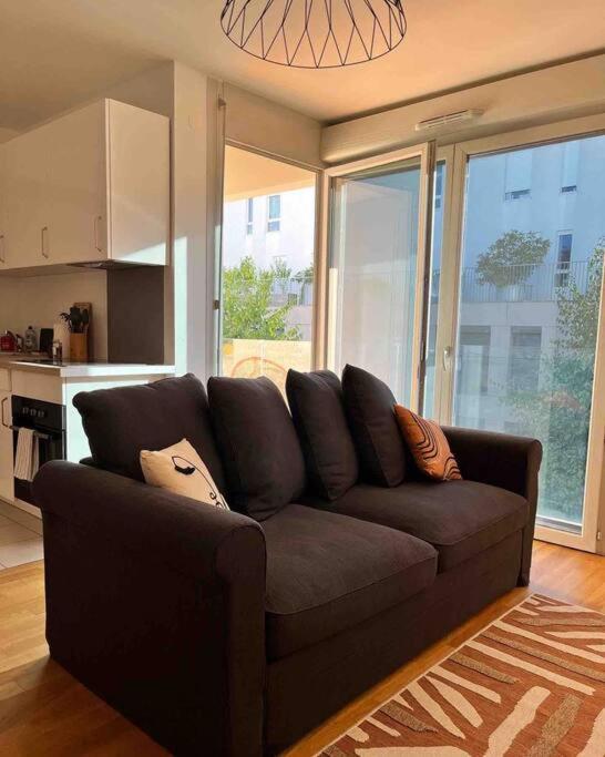 Superbe Appart 2P pour 4 pers à 5 min TGV RER Orly