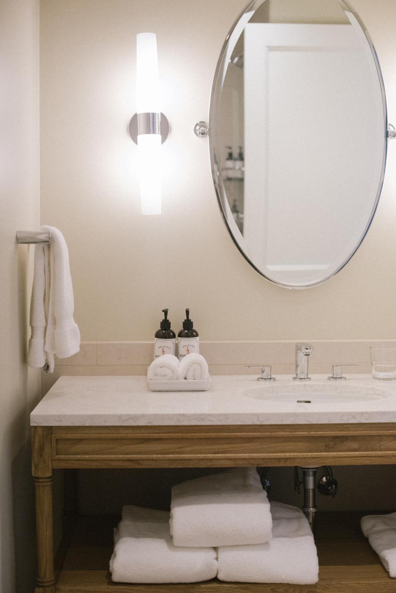 Outlook Inn on Orcas Island