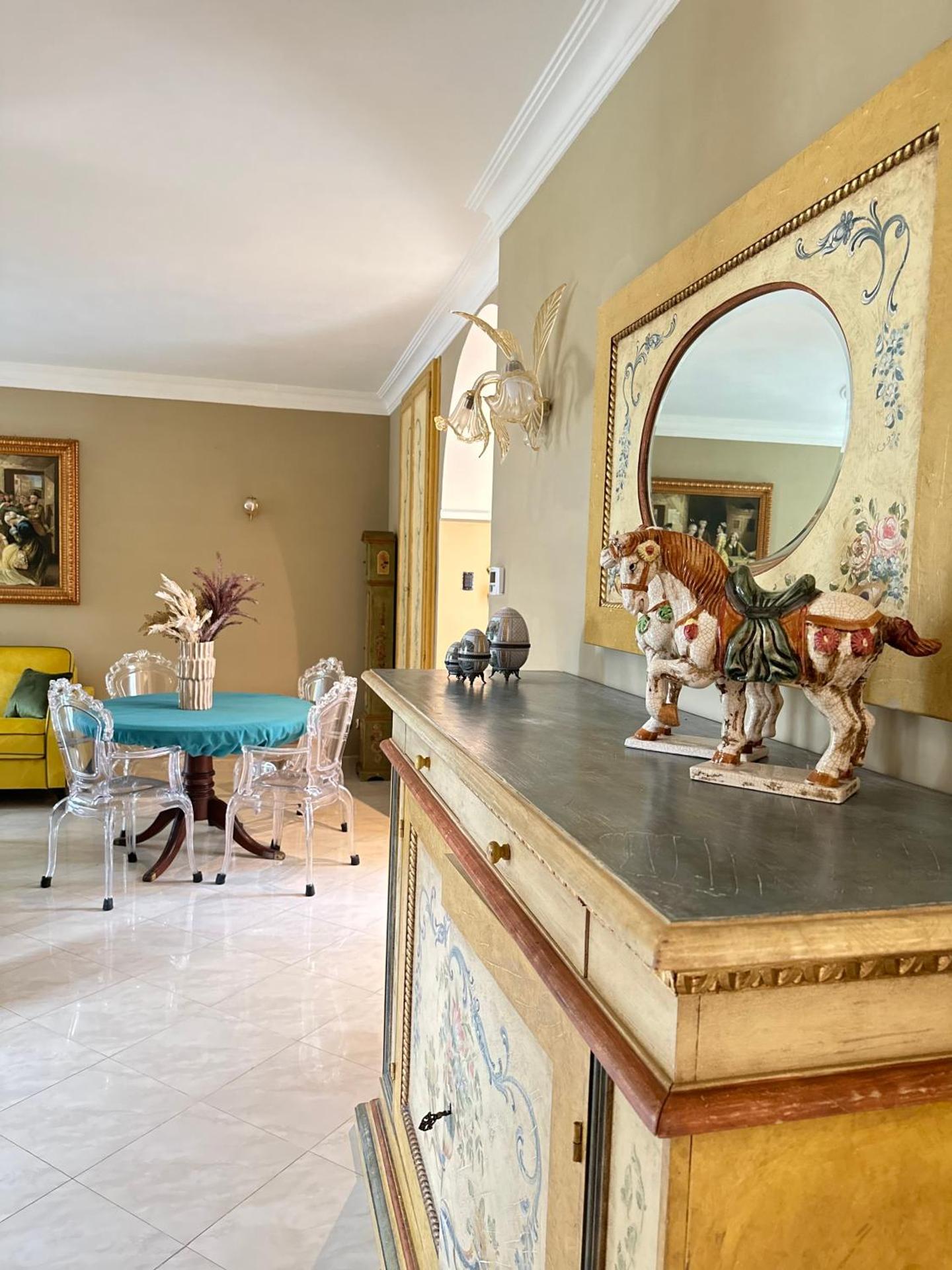 Esclusiva Luxury Villa con giardino