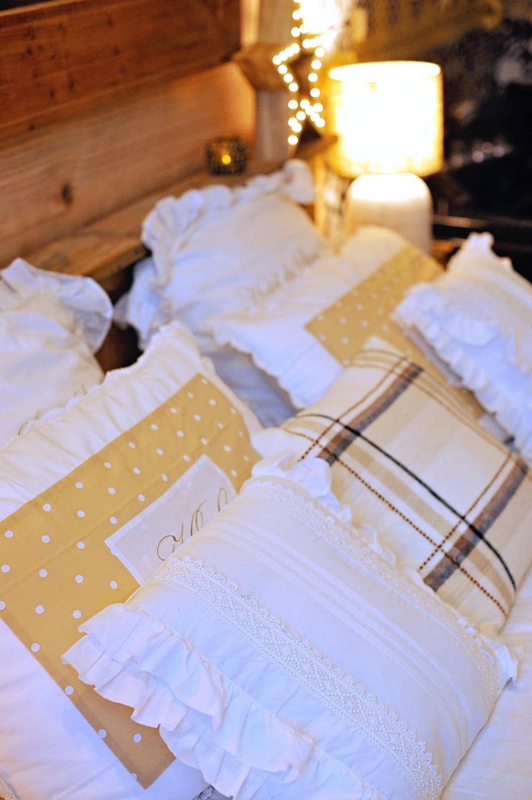 Le Chalet romantique en montagne, SPA, Écran cinéma, Lit king size, day use, 5min centre