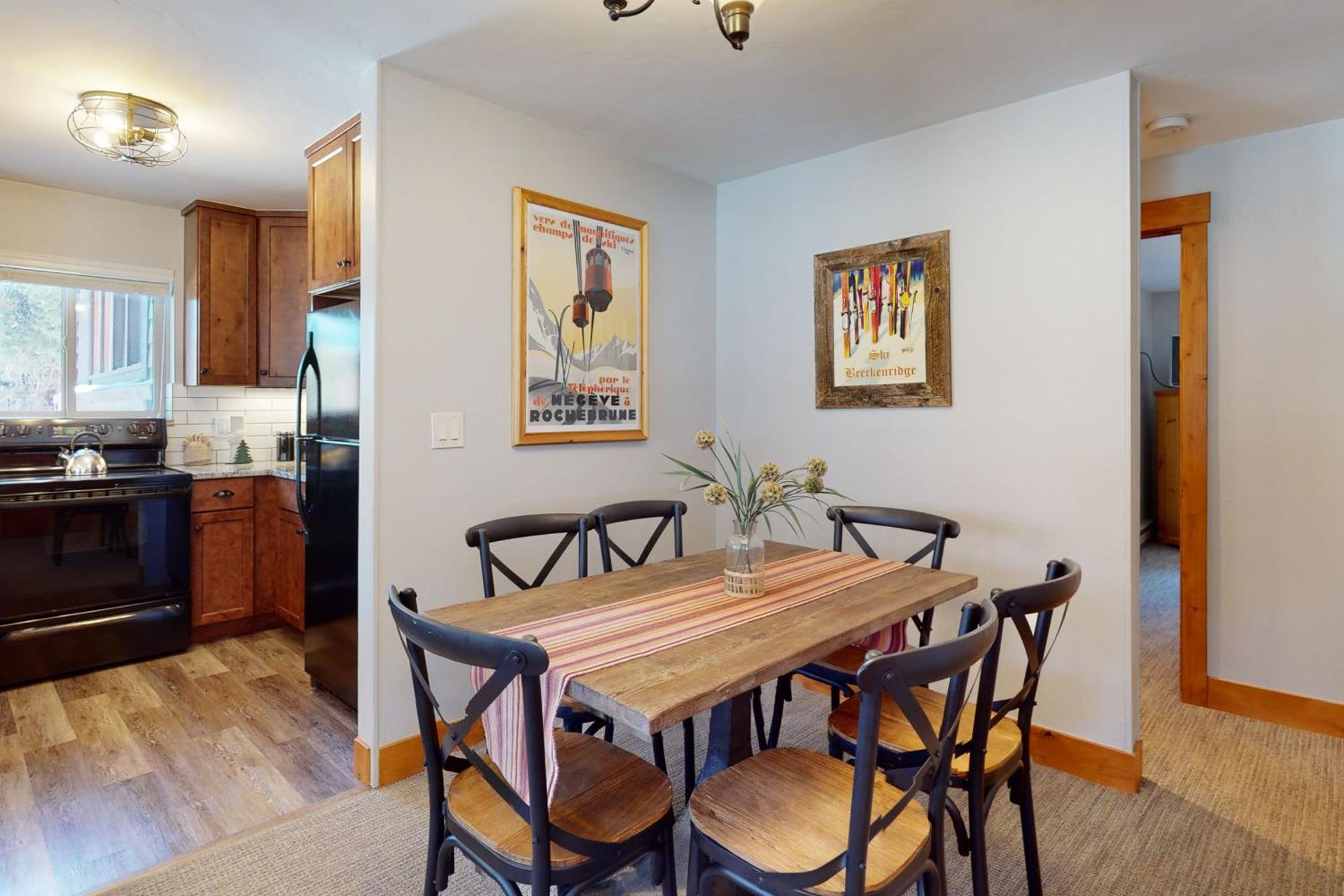 Deluxe Two-Bedroom Apartment