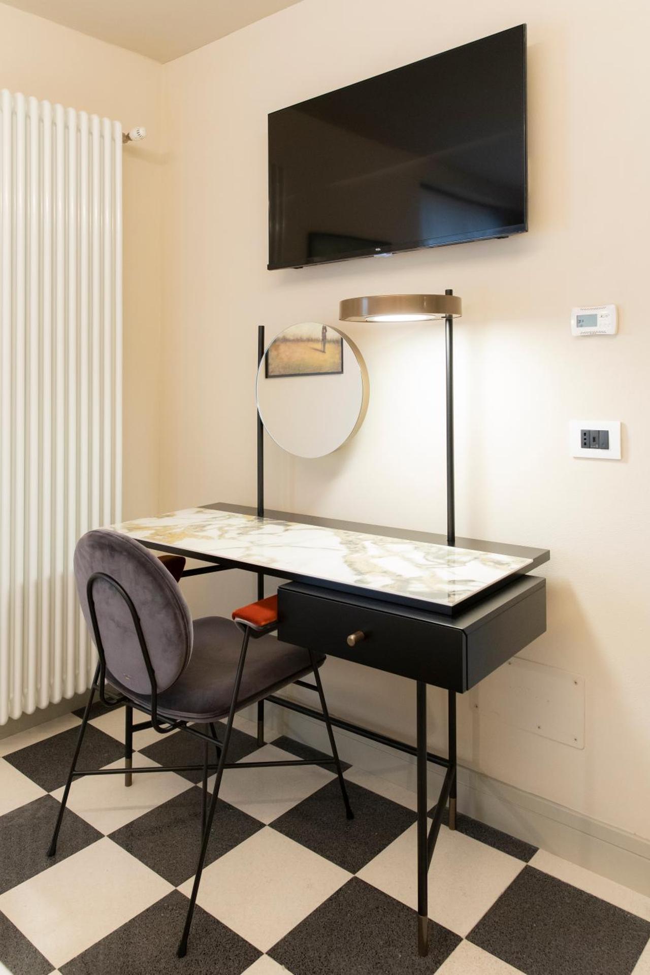 Palazzo Scappi Gardi Luxury Apartments