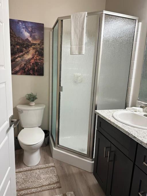 Grand Canyon-4bed,3bath,hot tub