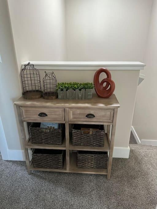 Grand Canyon-4bed,3bath,hot tub