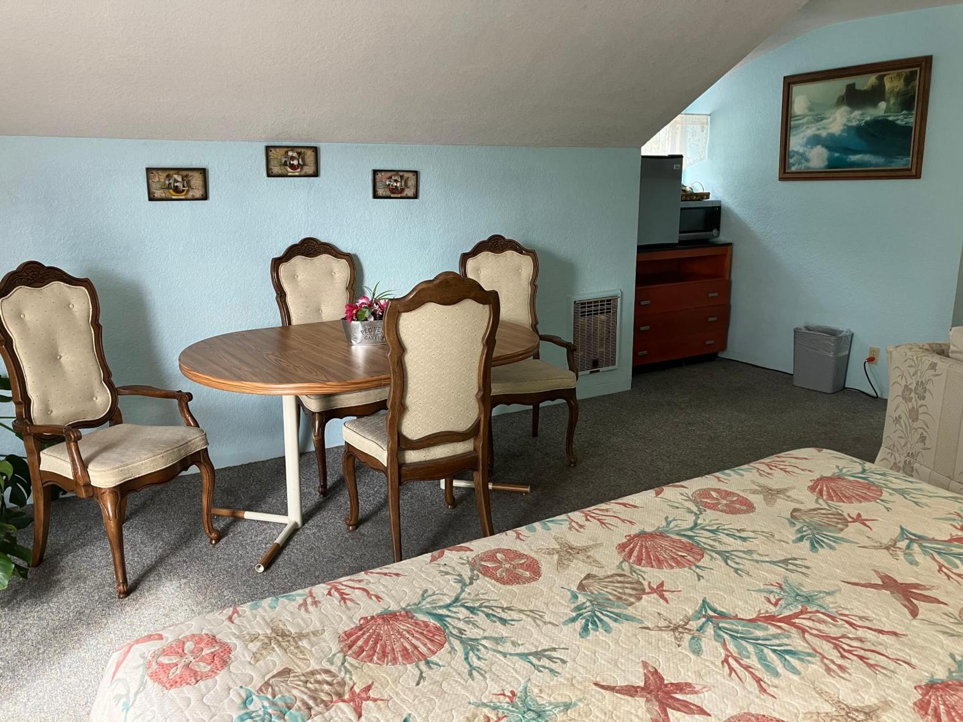 Suite with Two King Beds with Balcony