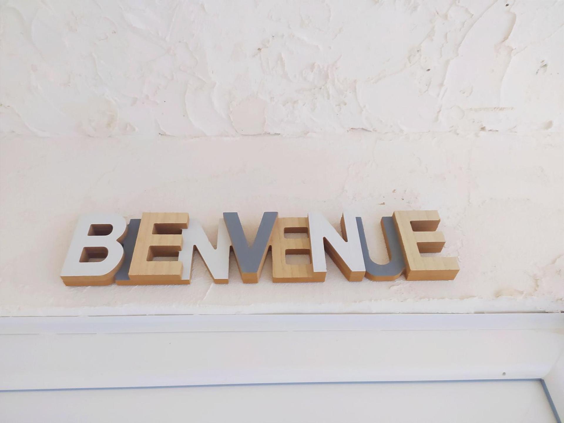 Logo/Certificate/Sign