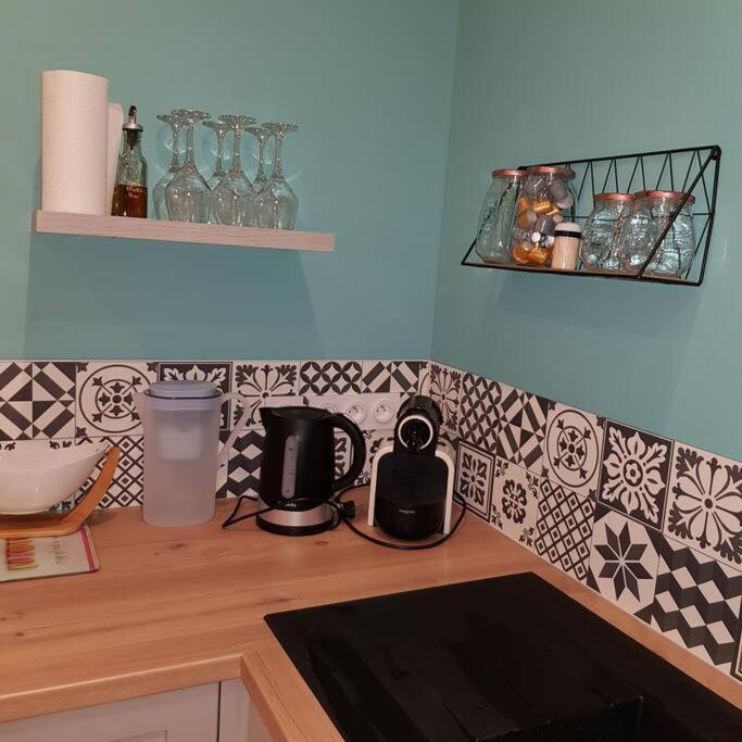 studio avec terrasse au calme