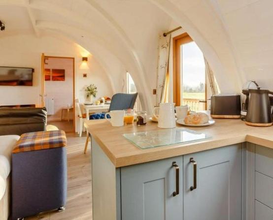 Caithness View Luxury Farm Lodges and BBQ Huts