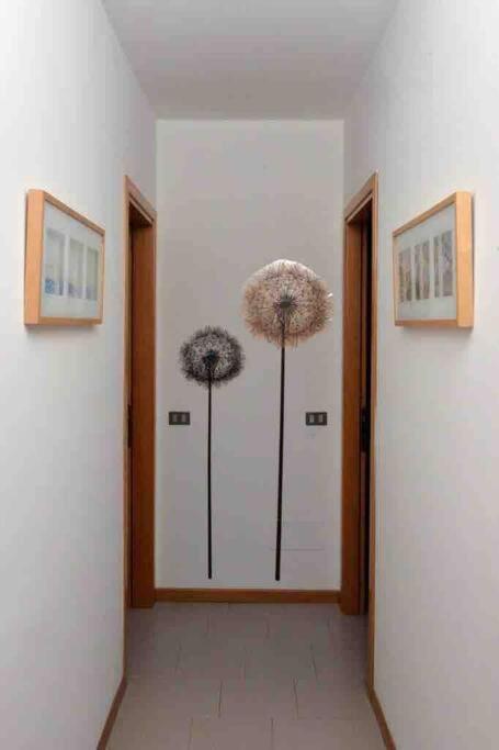 A due passi dal lago (CIR 017085-LNI-00017)