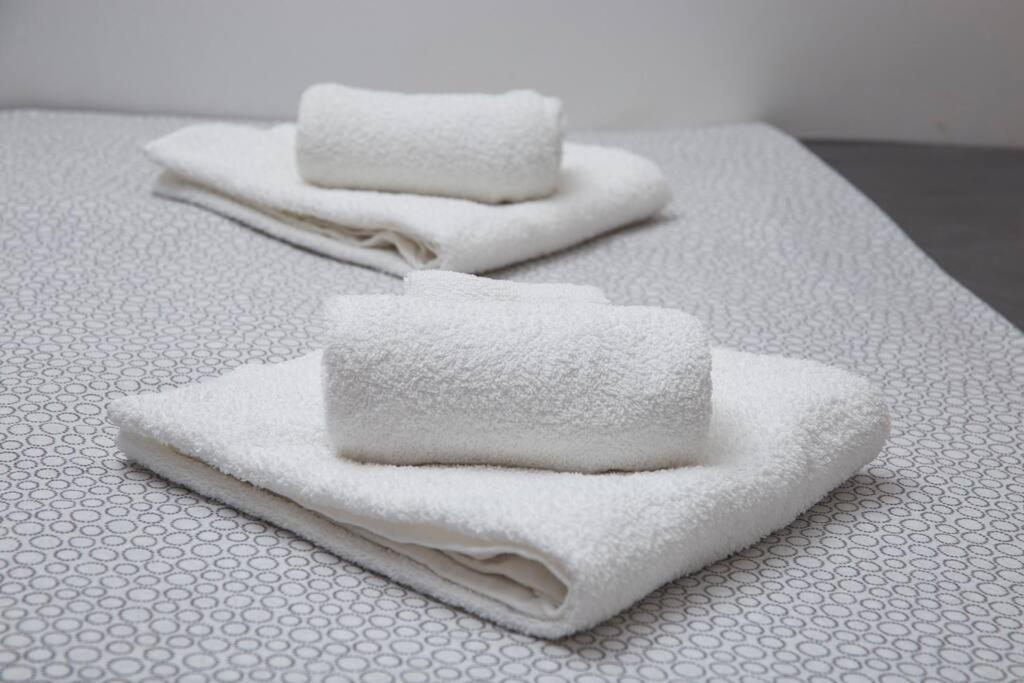 Cozy studio overlooking downtown