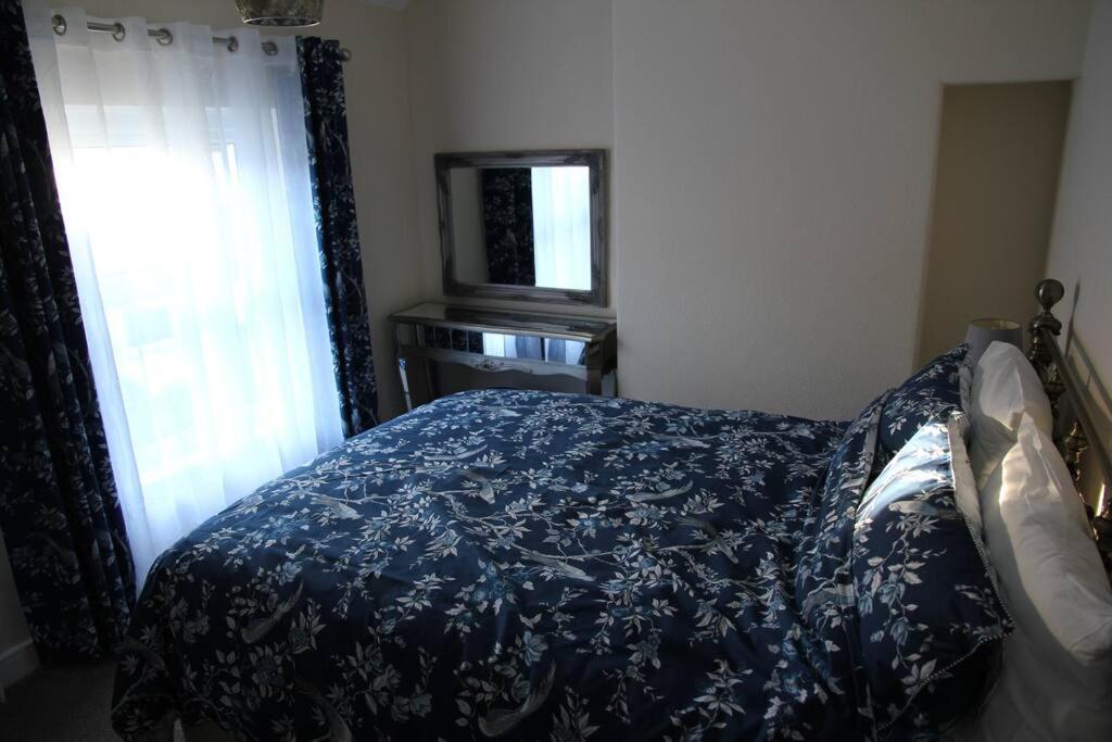 Charming Mid Terrace Cottage