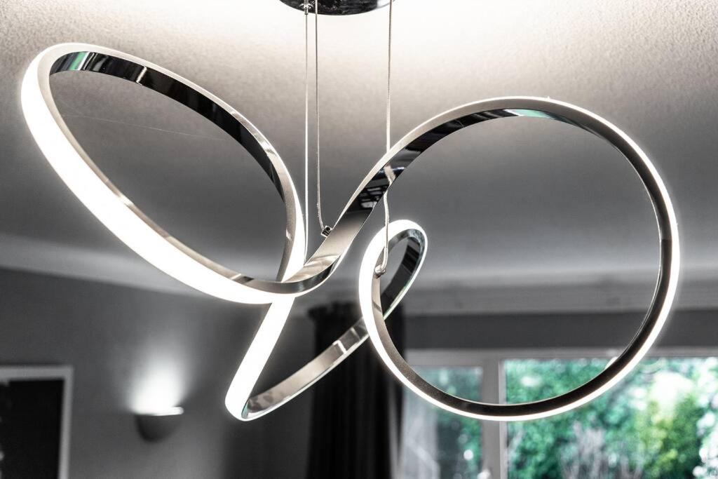 City home with parking and garden- pet friendly