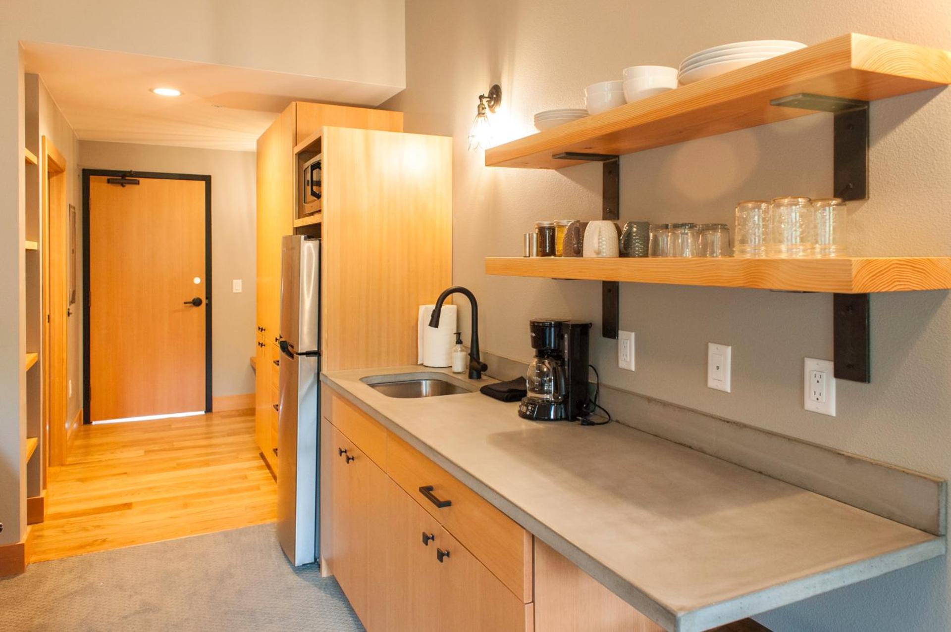 Kitchen or kitchenette