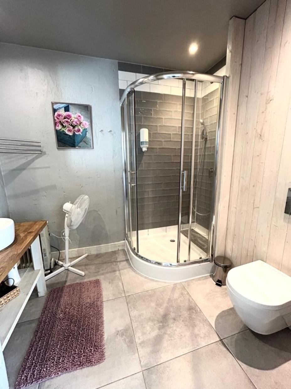 Triple Room with Bathroom