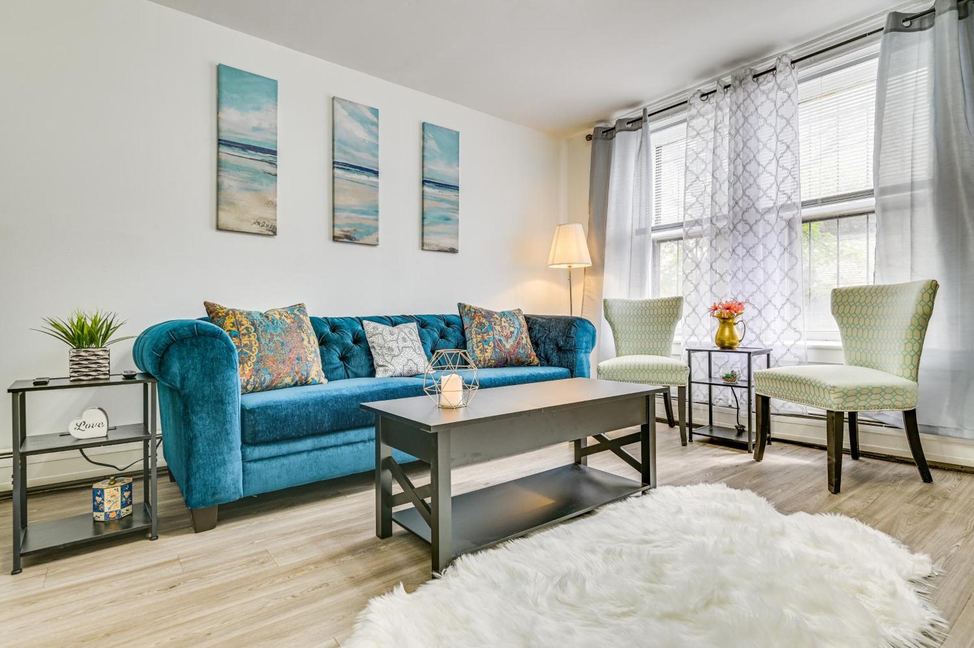 Walk to Downtown Albany Ten Broeck Triangle Apt!