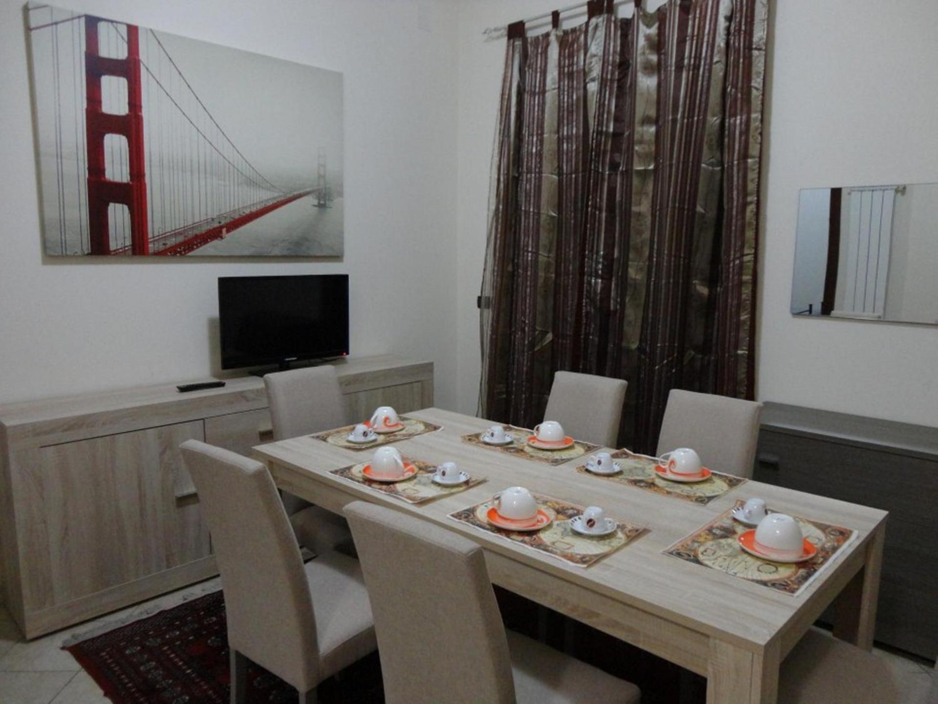 Communal lounge/ TV room