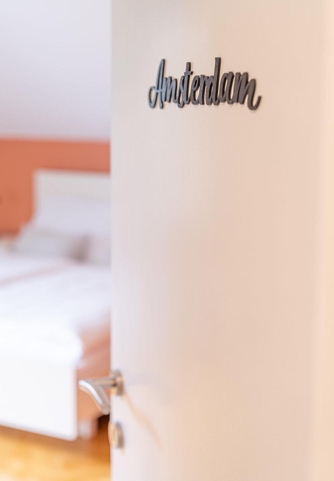 Logo/Certificate/Sign