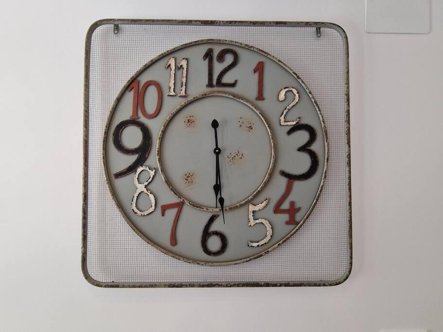 Moderno apartamento Sevilla zona Nervión. WiFi/AC