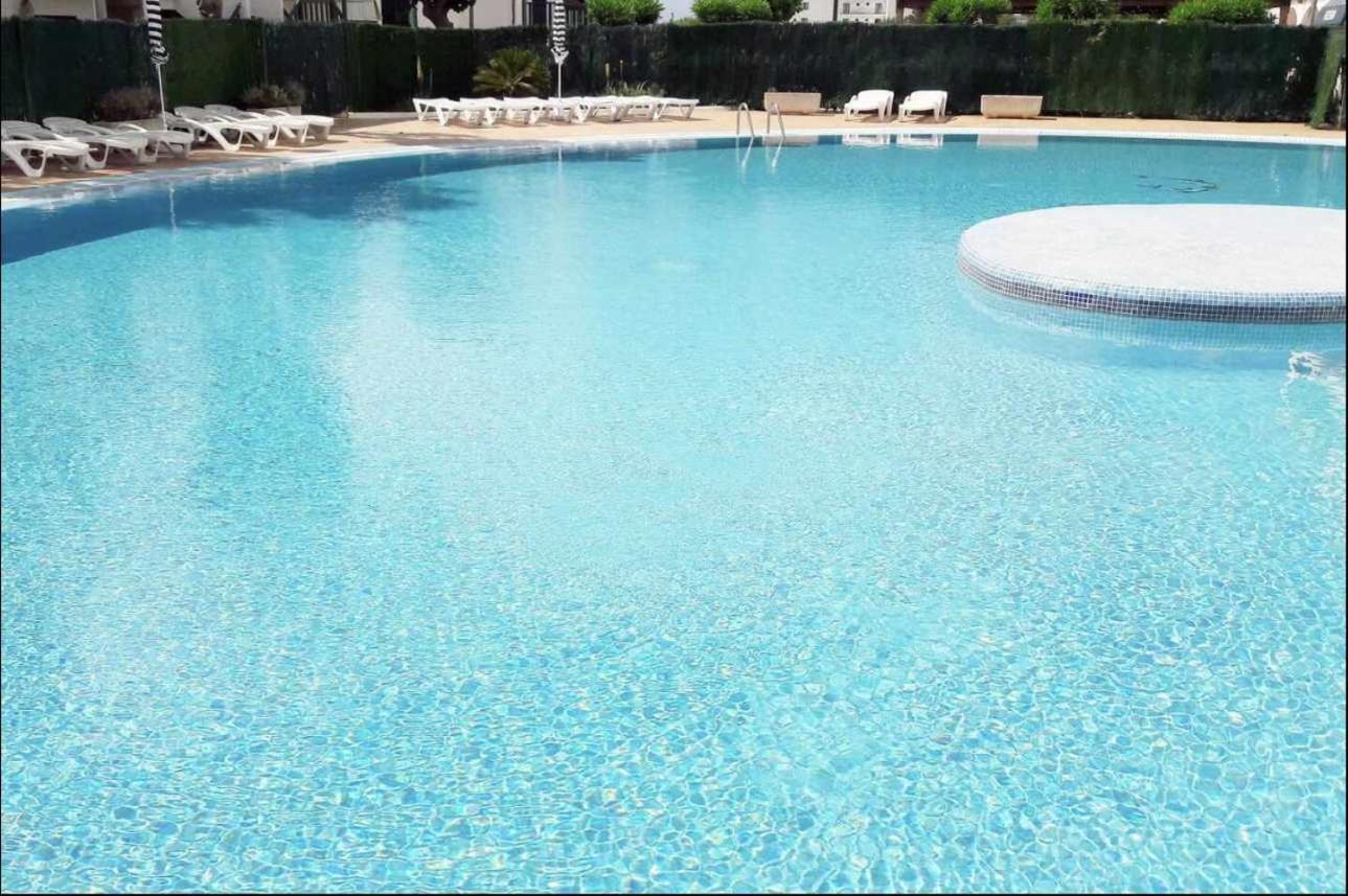 Apartamento bajo con piscina "Macarella"