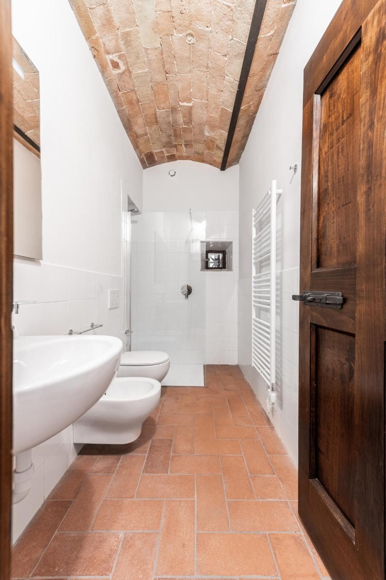 Podere Mezzastrada - Place of Charme