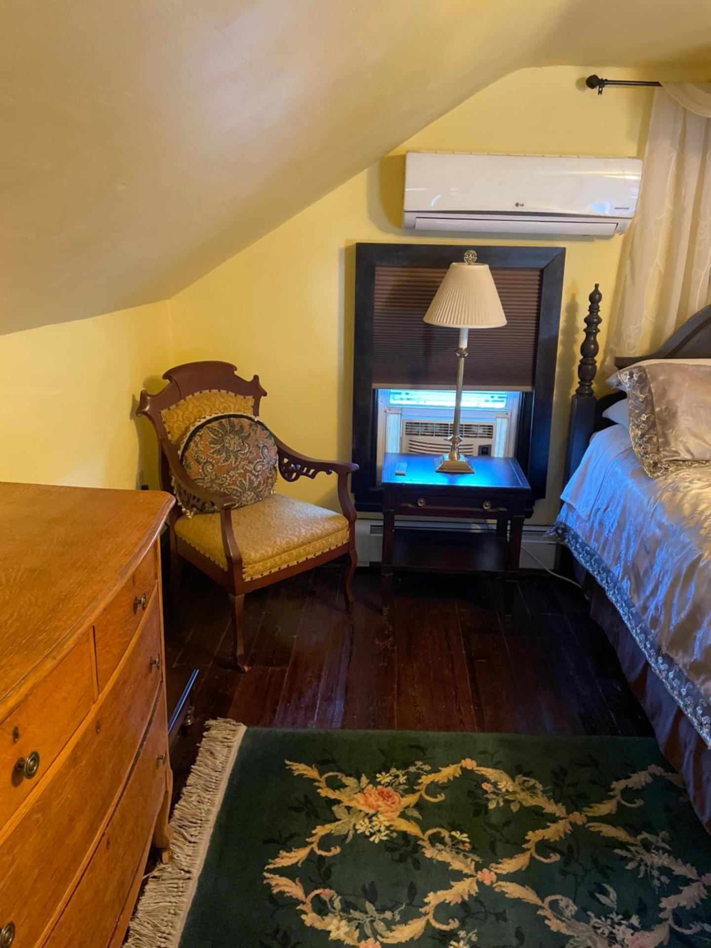 Hillcrest Bed and Breakfast