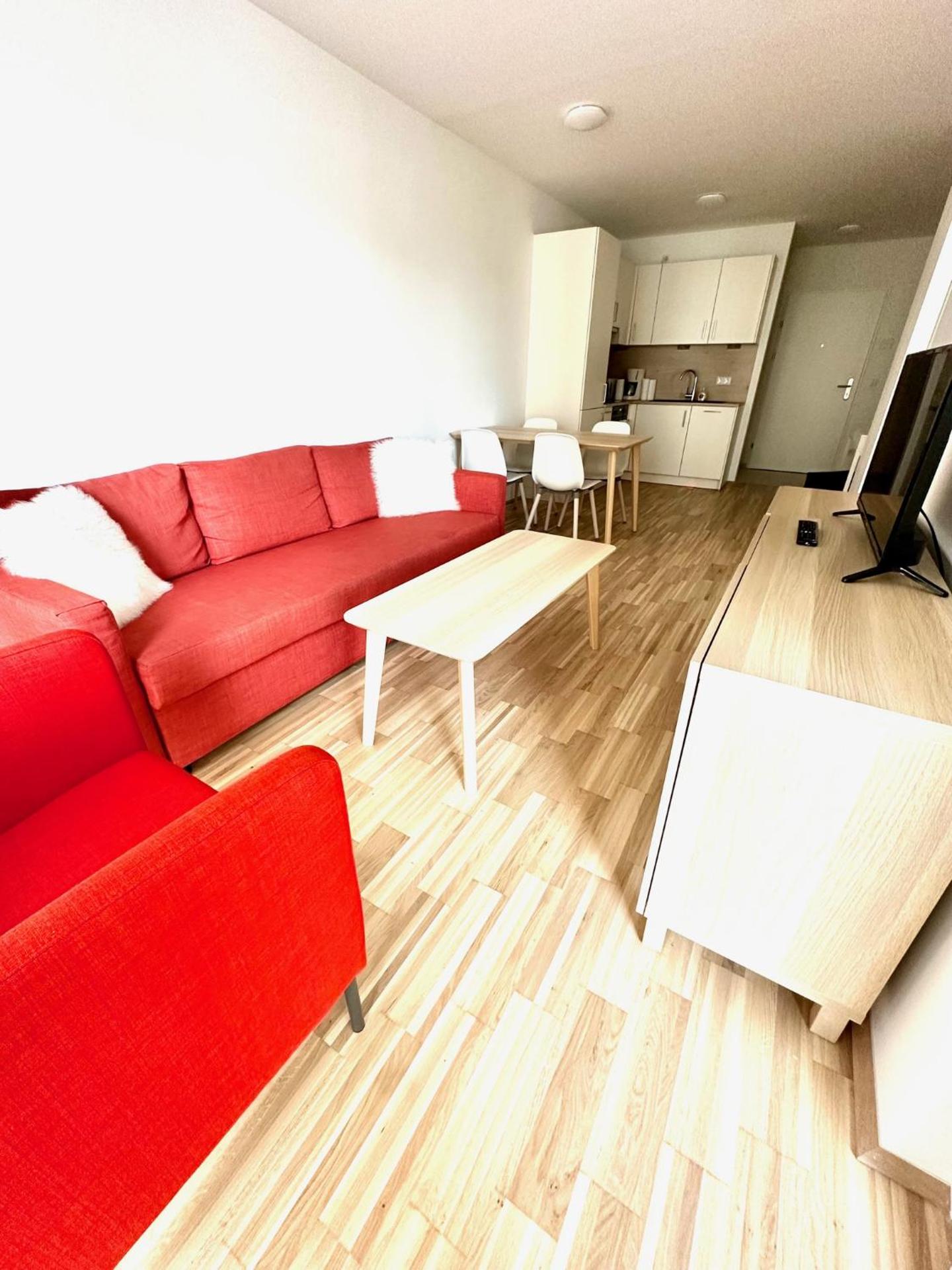 FORSTHAUS 30 FREE GARAGE