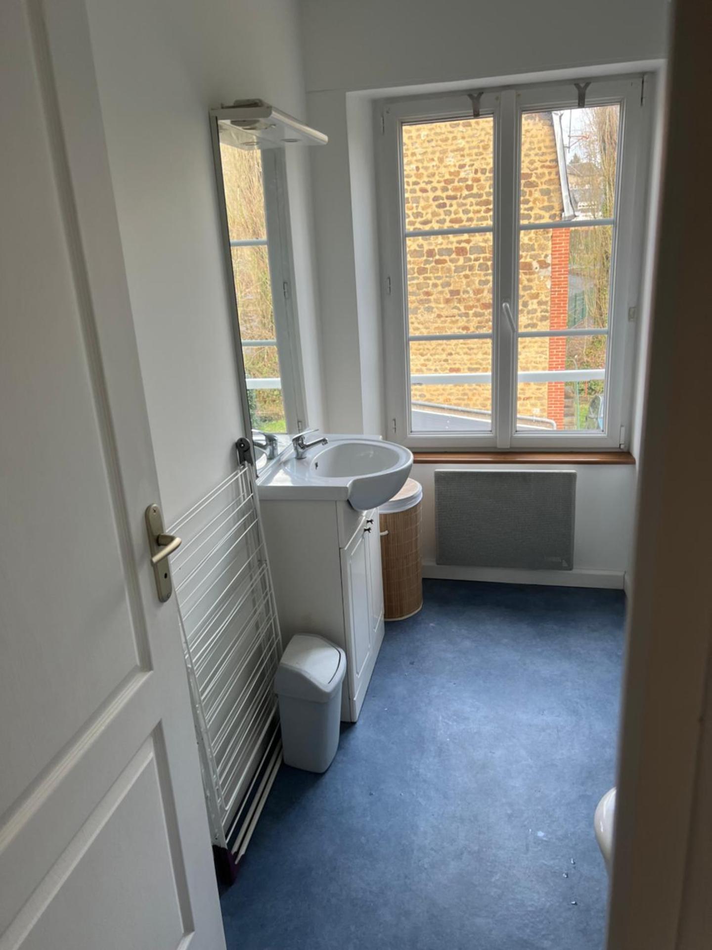 1 appartement neuf centre flers accès facile proche gare et commodités