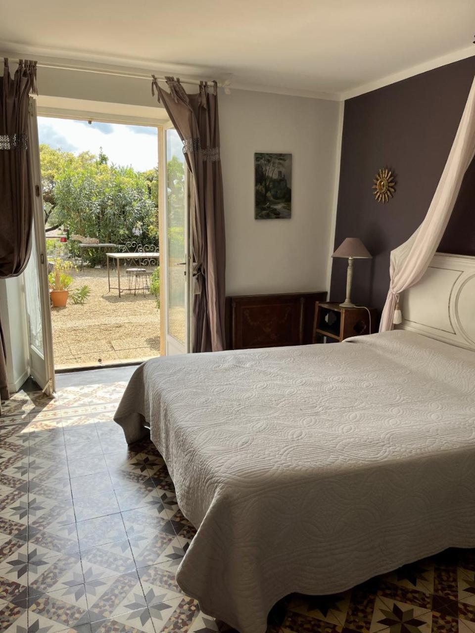 LA MAISON DE JUSTINE