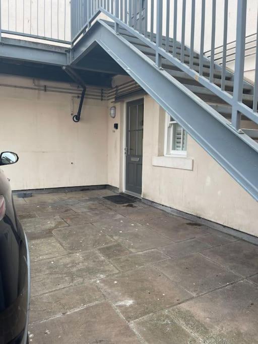 Luxurious 2 bedroom apartment in central Berwick