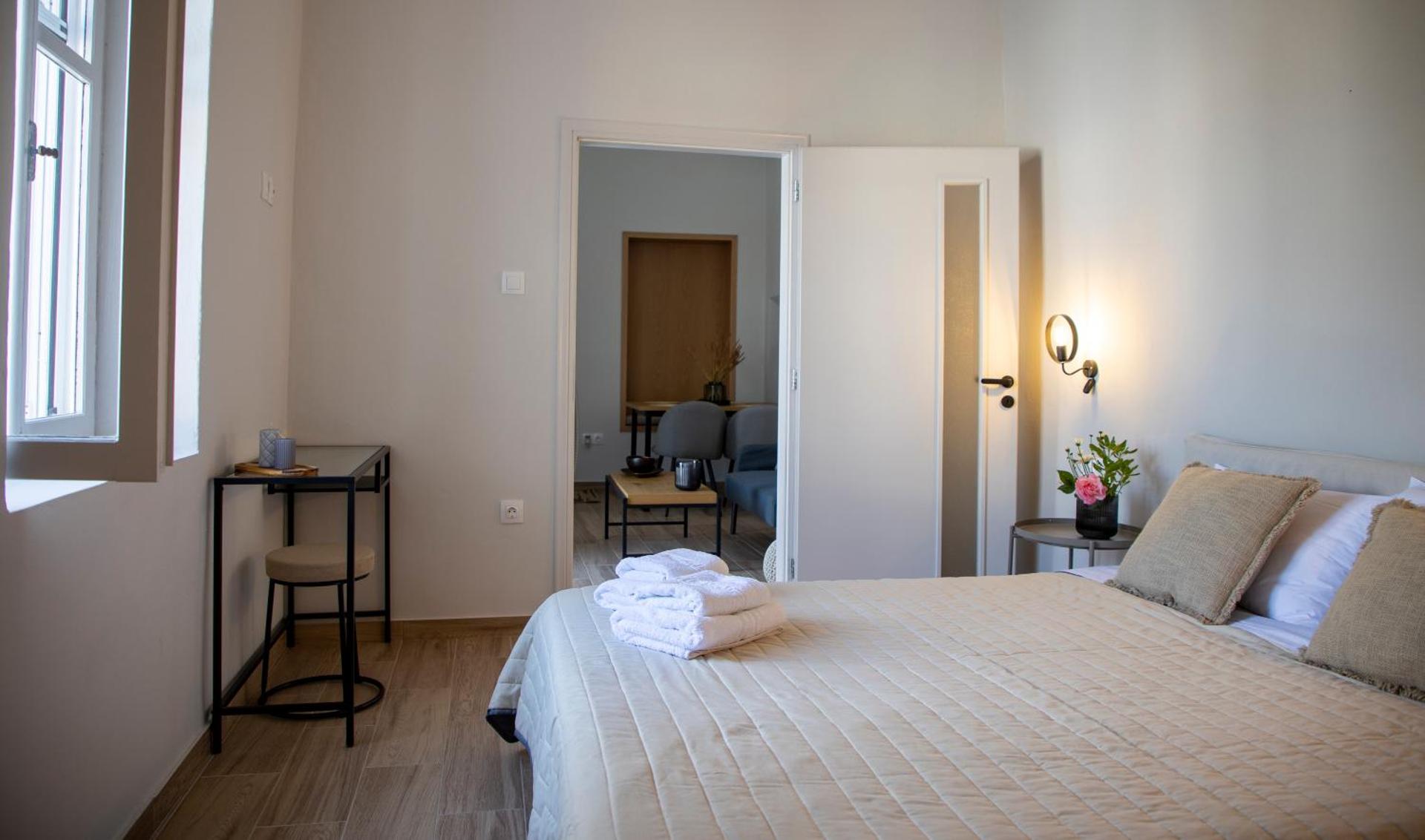 Happiness Aegina Apartments