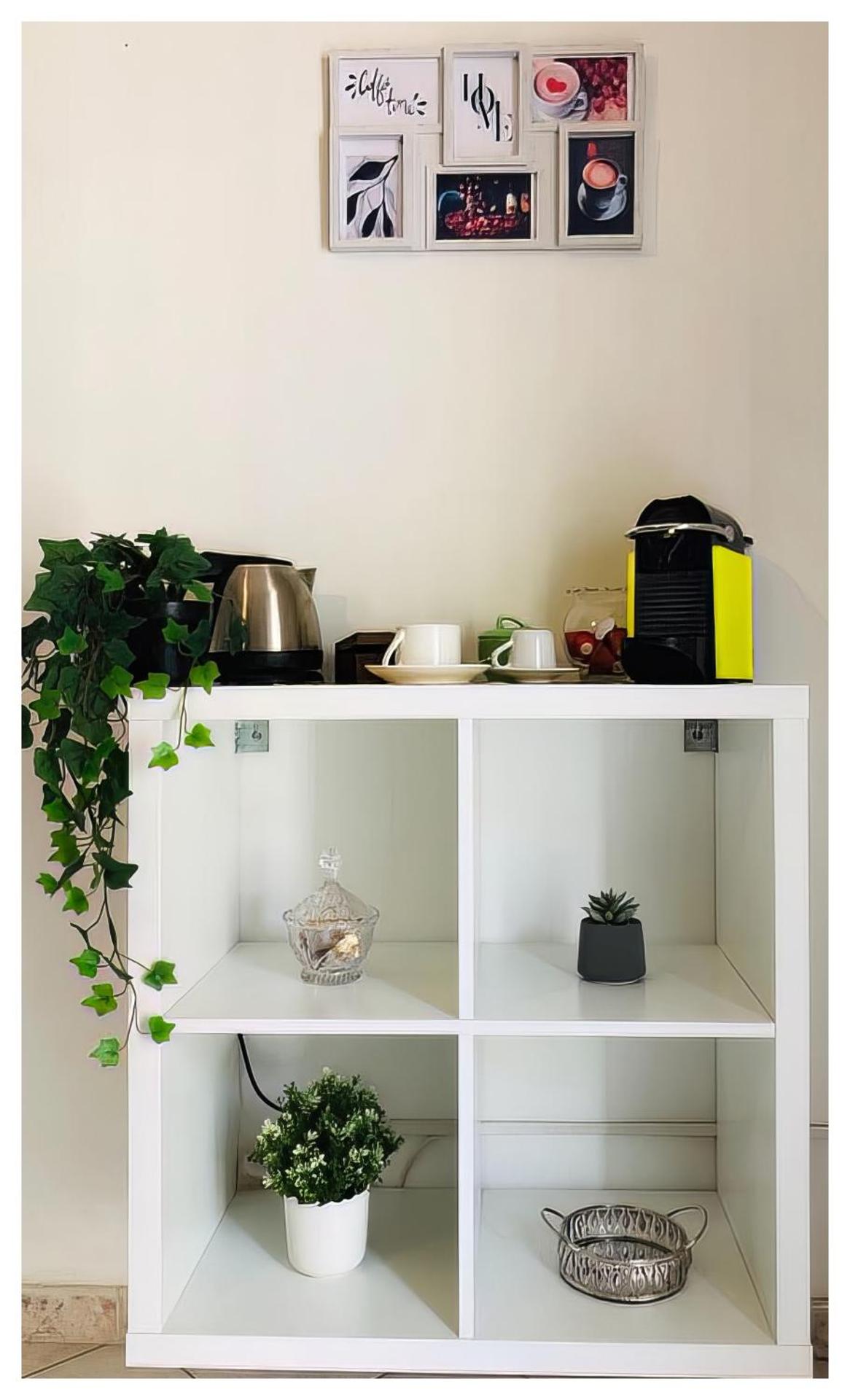 Coffee/tea facilities