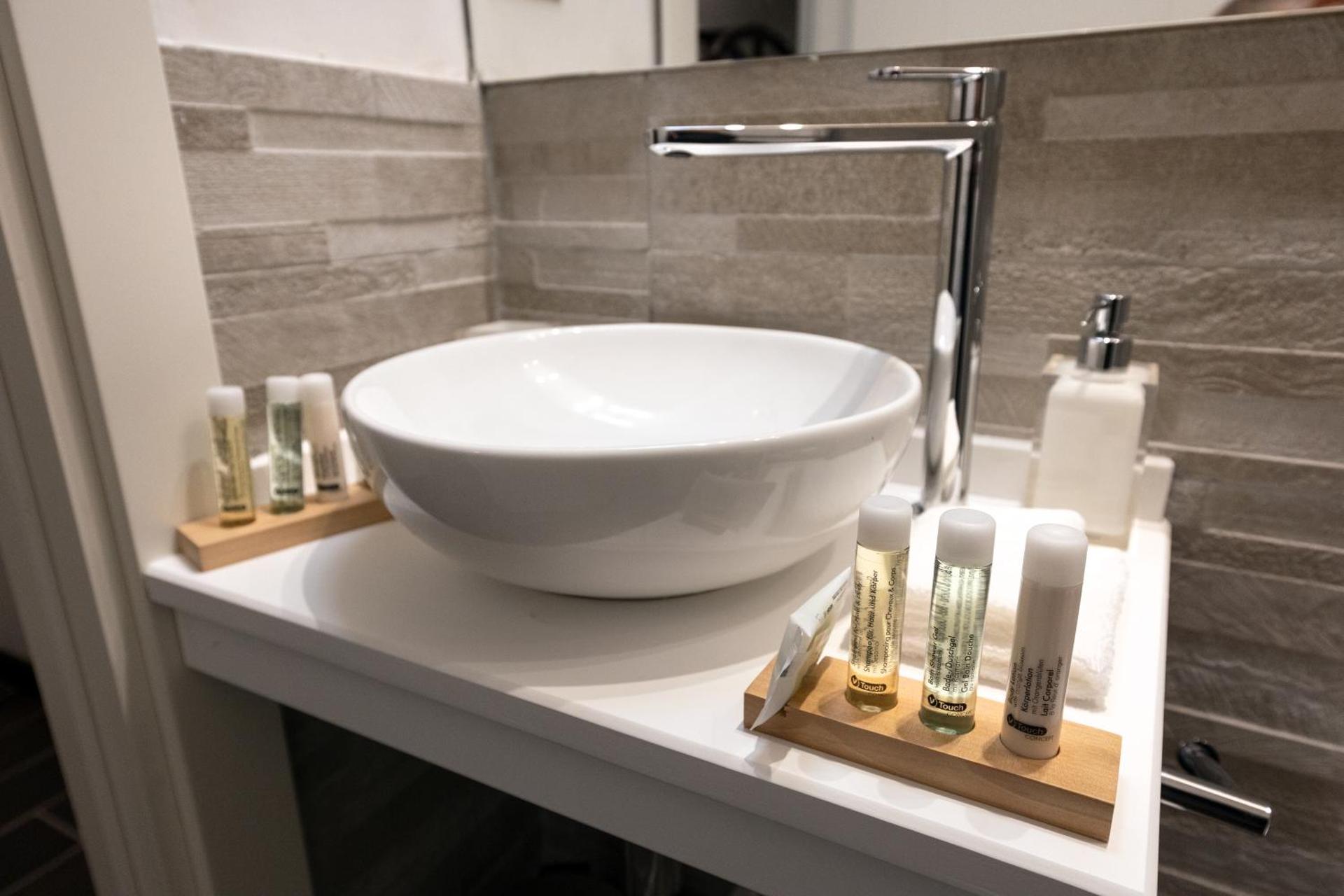 Barcaccia Luxury Suites