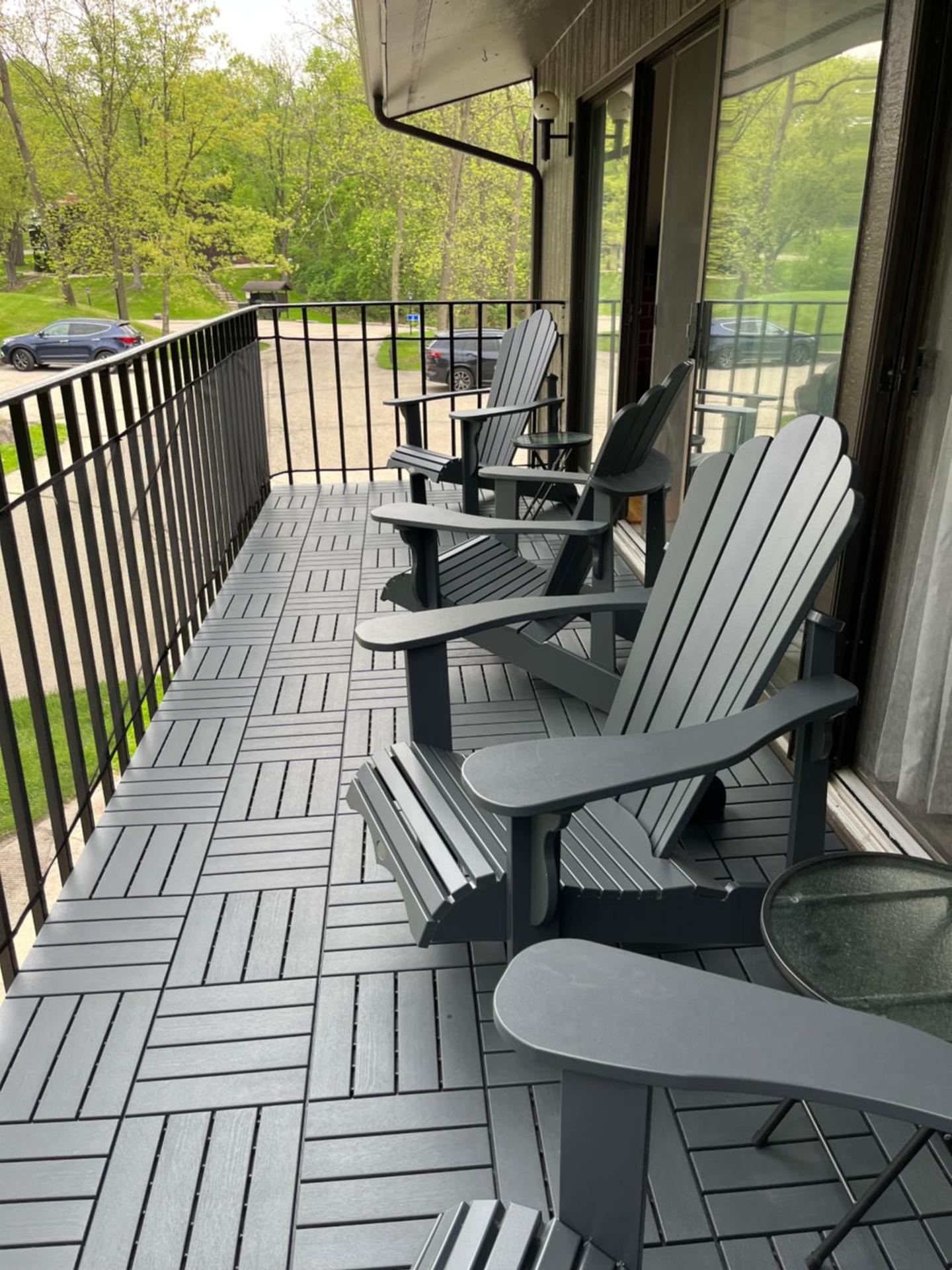 Newly Remodeled Mid-Century Modern Lake Condo