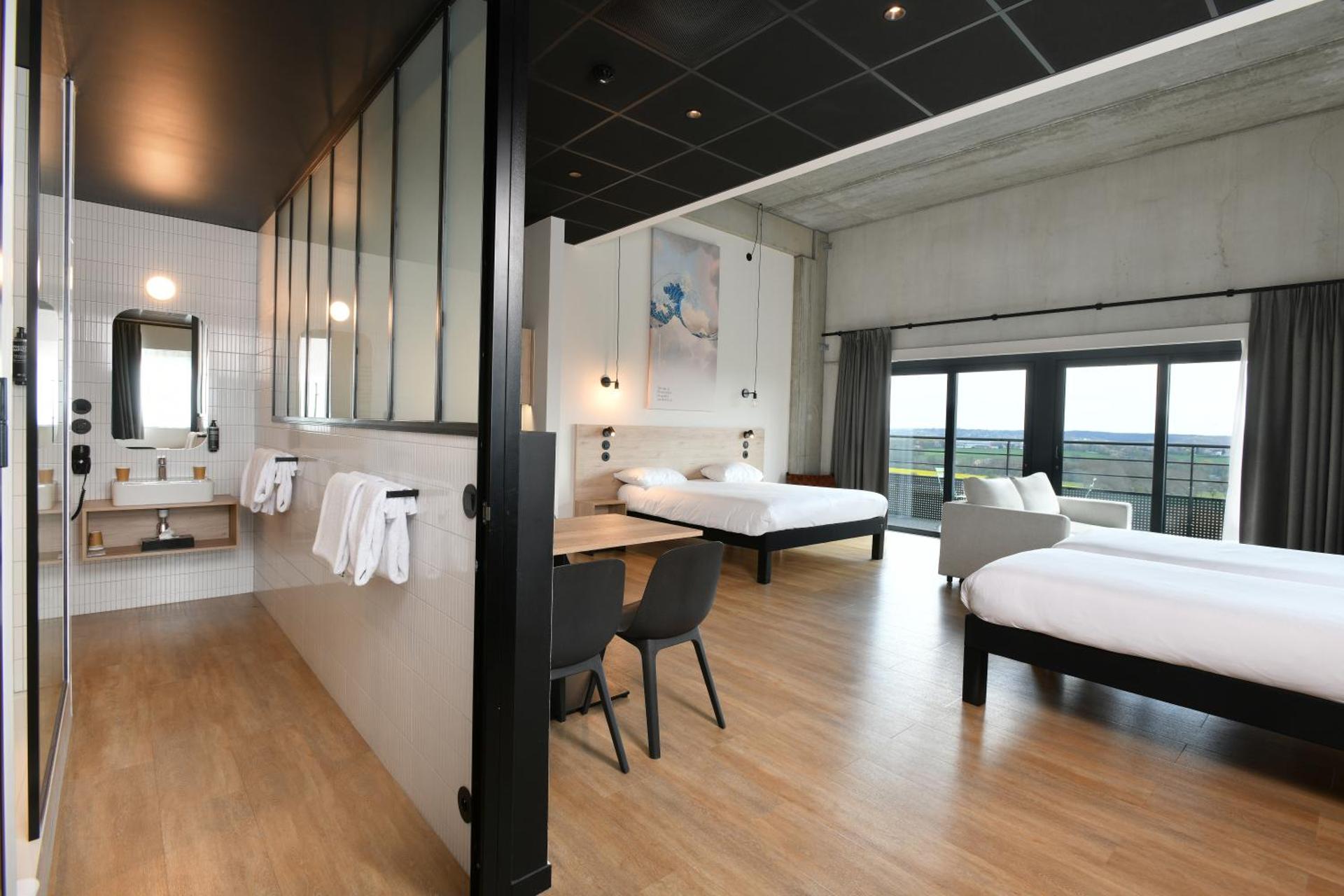 Apartamento con balcón